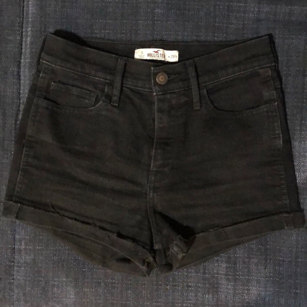 Black hollister shorts